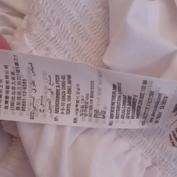 Hollister White Blouse with Pink Floral Embroidery - Picture 7 of 10